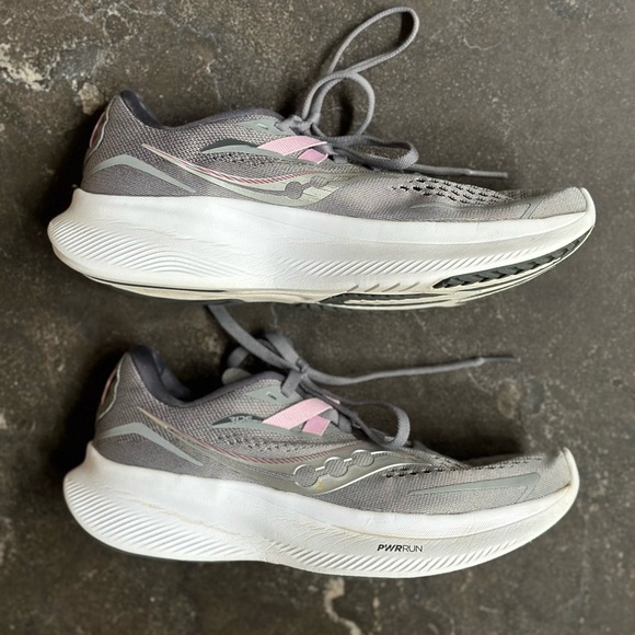 Saucony Running Shoes - Picture 6 of 9